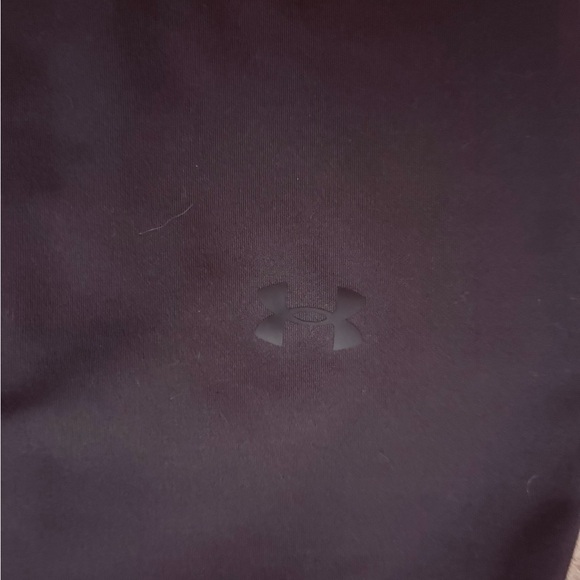 🐈‍⬛ Under Armour Dark Gray Athletic Leggings 🐈‍⬛ - Picture 3 of 5